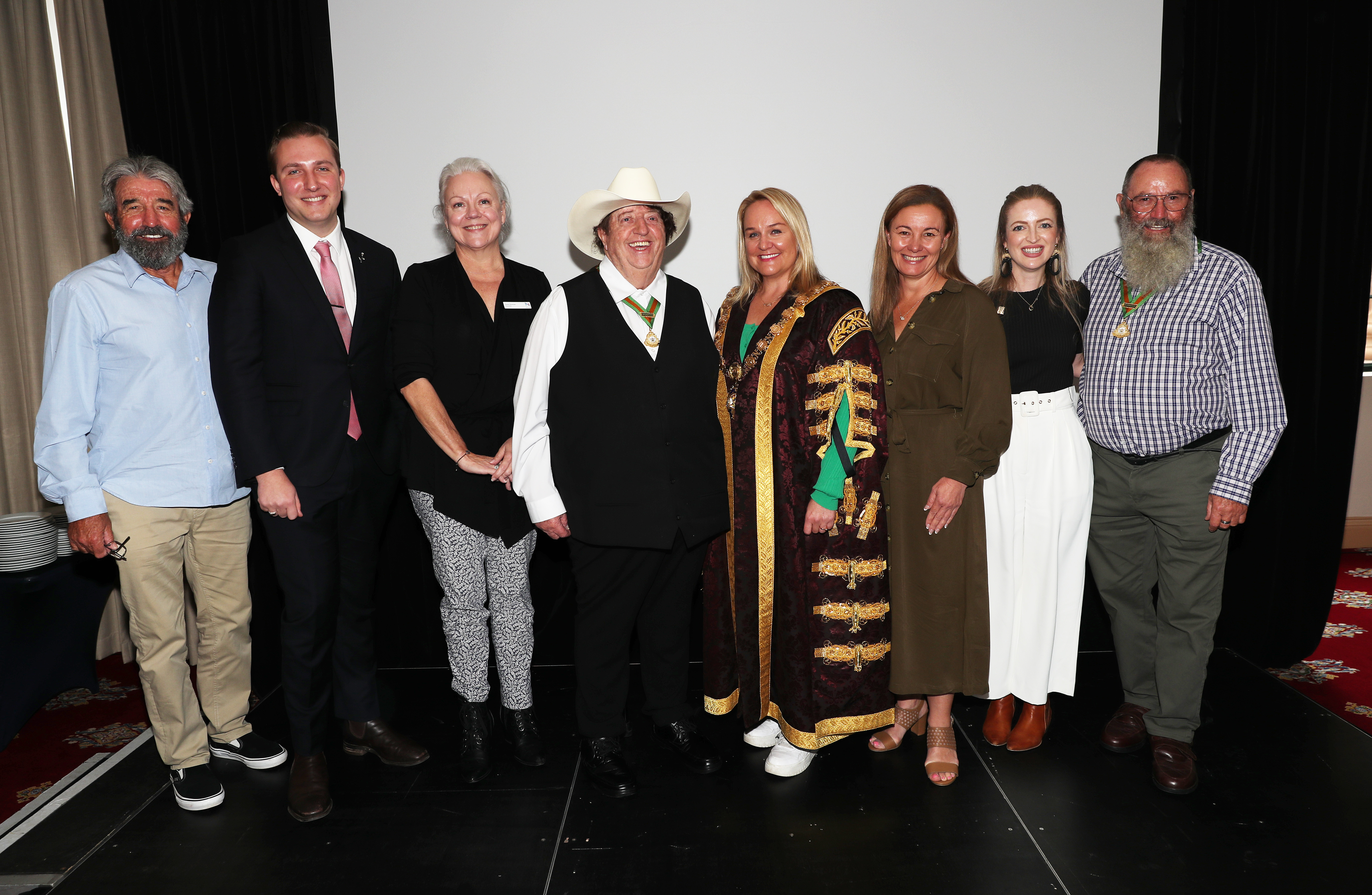 Phil-Mahoney-at-today-s-Freeman-of-the-City-ceremony-with-Lord-Mayor-Nuatali-Nelmes-and-guests.JPG