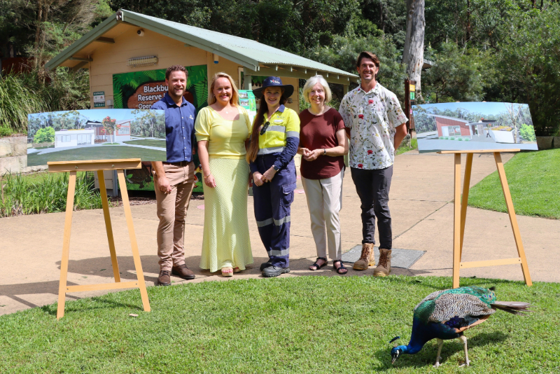 Kingston Building director Matt Howard, Lord Mayor Nuatali Nelmes, CN Assistant Project Manager Rachael Evans, Councillor Margaret Wood, Blackbutt and Natural Areas Manager Andrew Staniland at Blackbutt Reserve